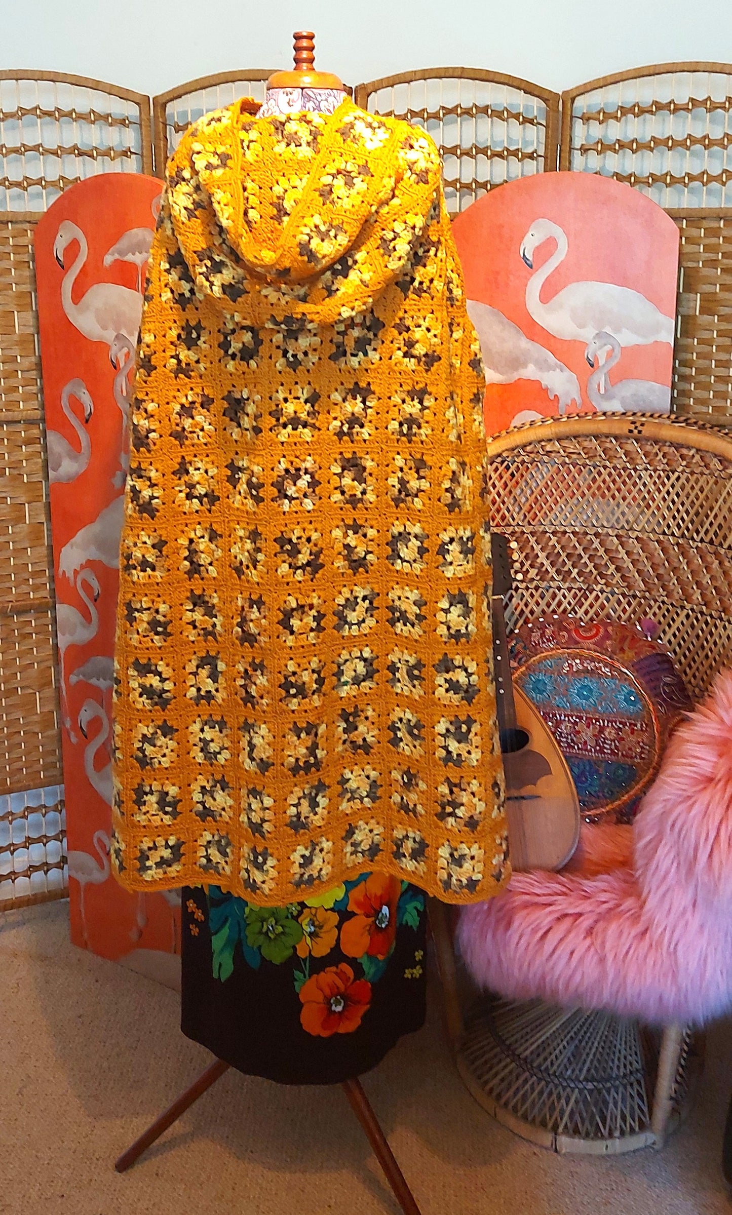 Earth dance ! 1970's hand Crochet hooded Cape