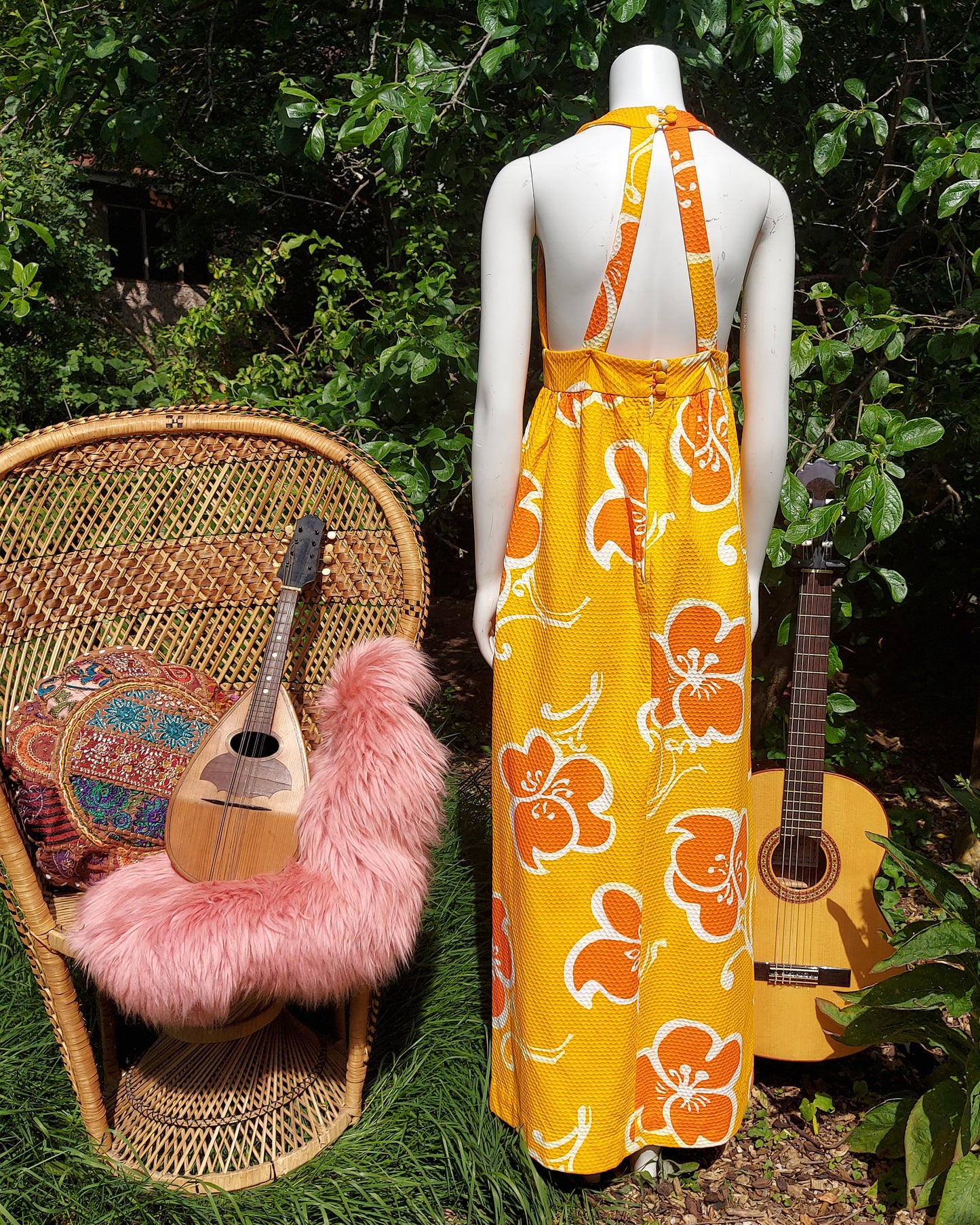 1970's rare Floating Hibiscus Honolulu Maxi Dress