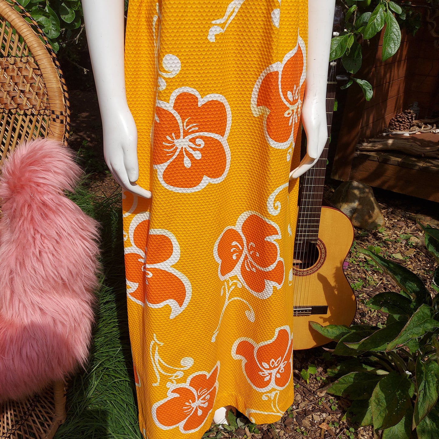 1970's rare Floating Hibiscus Honolulu Maxi Dress